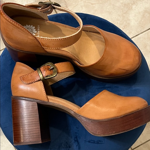 Yellow Box Shoes - Yellow Box Tan Leather Platform Mary Jane Heels